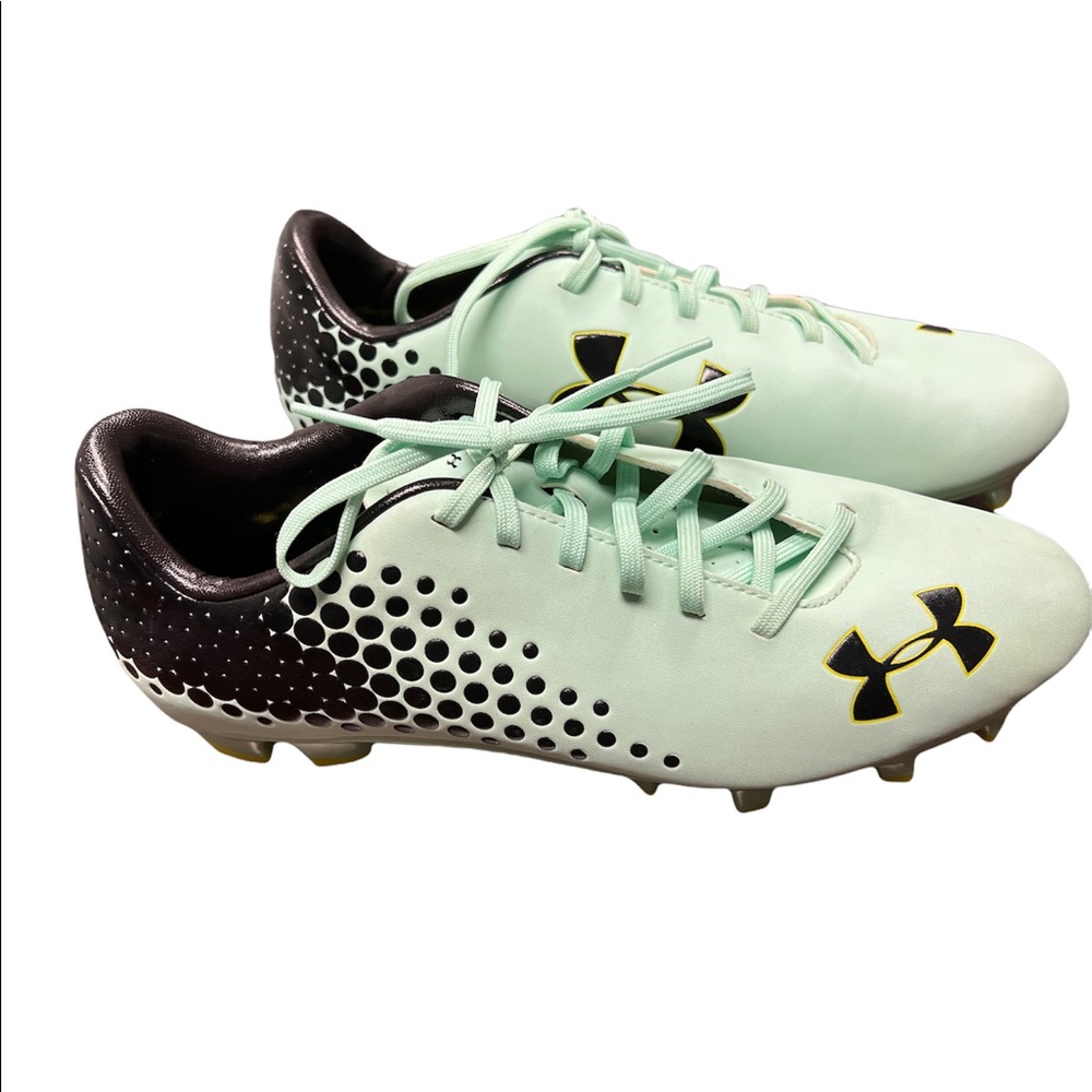 Under Armour cleats, mint green & black, Woman’s size 9.5